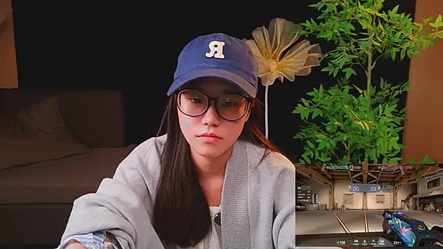yu598188 online show from May 21, 1:45 am