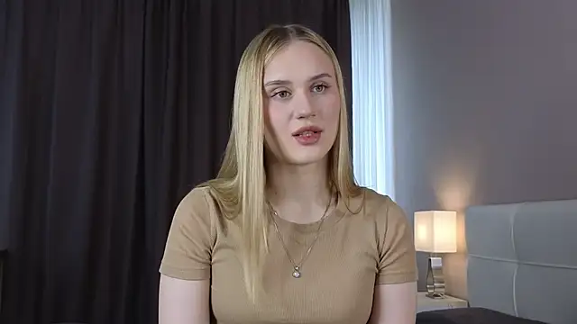 DanikaGudinas online show from June 27, 5:12 am