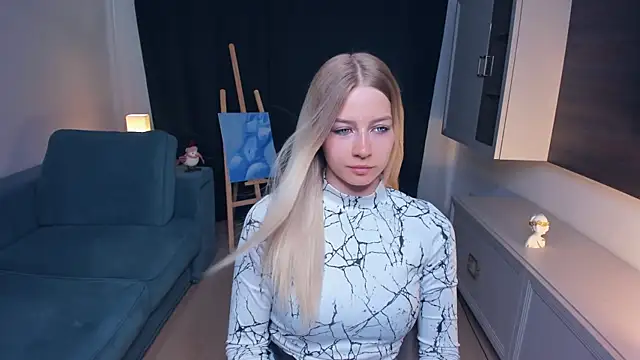 DeniseMekus online show from May 22, 10:10 am