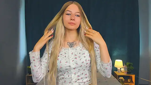 DeniseMekus online show from June 11, 10:35 am