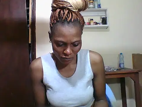 Ebonyqueen4 online show from June 4, 6:41 am