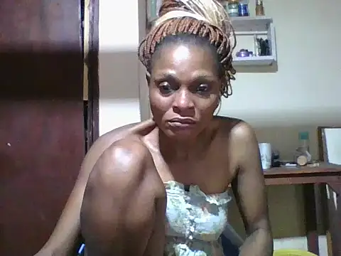 Ebonyqueen4 online show from June 10, 5:39 am