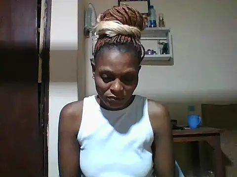 Ebonyqueen4 online show from June 13, 8:23 am