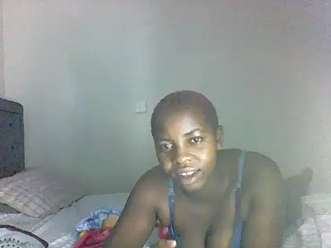 Snapshot of Freaky_Bigass chatting on May 28, 7:55 pm Freaky Bigass online show from May 28, 7:55 pm