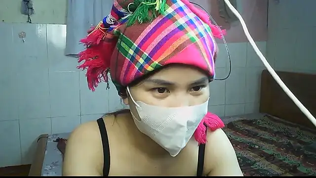 Emma 2099 online show from May 23, 12:49 am