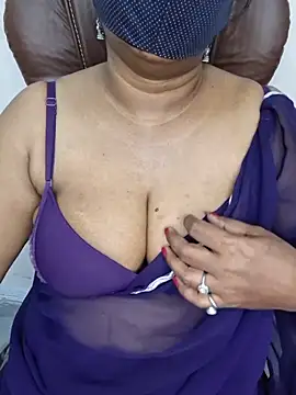 MISS-LOVEV online show from June 13, 1:36 am
