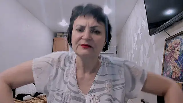 Helen Beller online show from May 16, 9:57 pm
