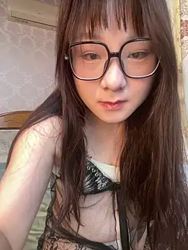 Snapshot of yan63737 chatting on May 29, 6:44 am yan63737 online show from May 29, 6:44 am