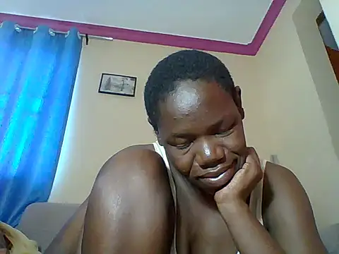 Snapshot of Blacksexyqueen24 chatting on June 25, 6:07 am Blacksexyqueen24 online show from June 25, 6:07 am