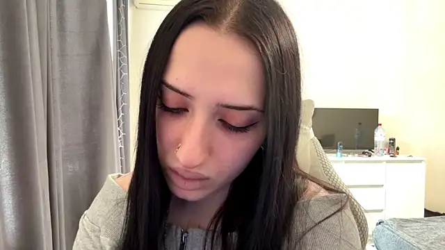 KiraJaydes online show from May 26, 12:23 pm