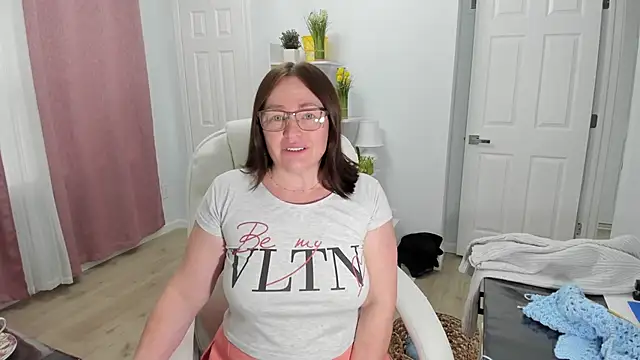 Vika73 online show from February 8, 2:38 pm