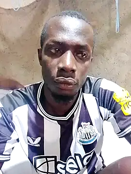 Lawal-Briana online show from June 25, 11:15 am