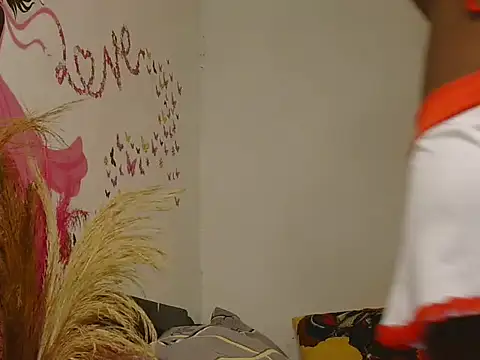 Saucy1 Angels online show from May 26, 7:04 am