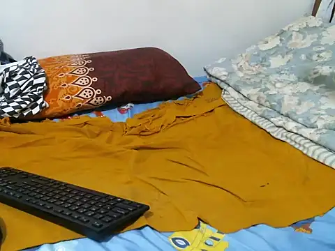 melaninQ online show from August 1, 11:09 am