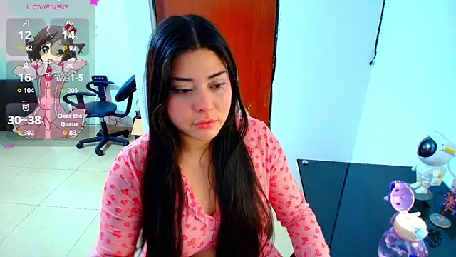 Snapshot of hanna_2026 chatting on June 16, 9:50 pm hanna 2026 online show from June 16, 9:50 pm
