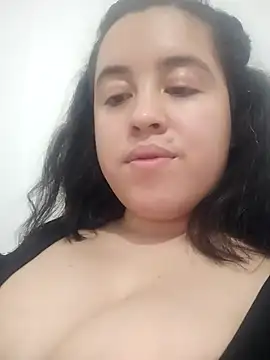 nia taylorX online show from June 15, 4:47 am