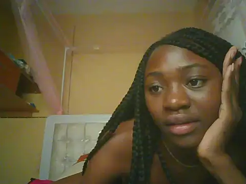 Snapshot of Preetygirlyz chatting on June 5, 11:49 am Preetygirlyz online show from June 5, 11:49 am