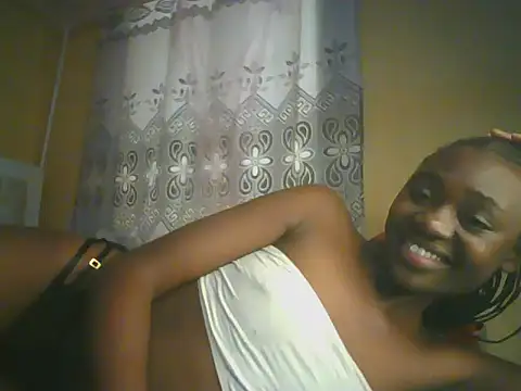 Snapshot of Preetygirlyz chatting on June 30, 11:33 am Preetygirlyz online show from June 30, 11:33 am