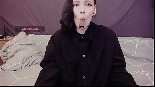 Polly Megan online show from June 21, 8:44 pm