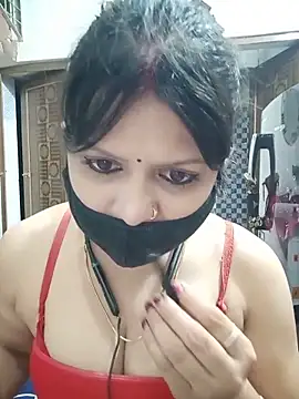ZOYA-STRIP online show from June 11, 4:16 pm