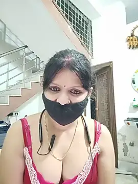ZOYA-STRIP online show from June 12, 8:19 pm