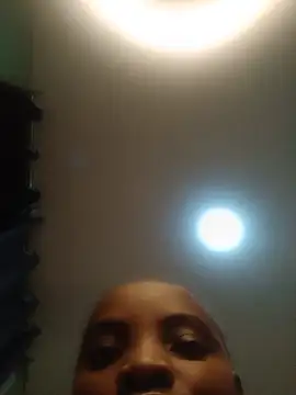 Alianamilly0 online show from May 21, 9:33 pm
