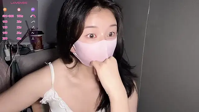 mengmeng-Zzz online show from May 28, 9:12 pm