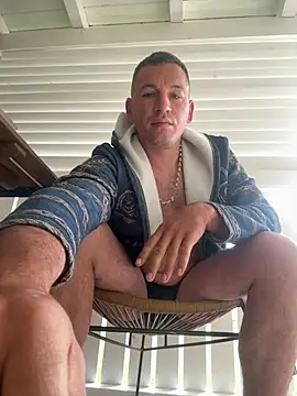 ModelJJ online show from May 18, 5:46 am