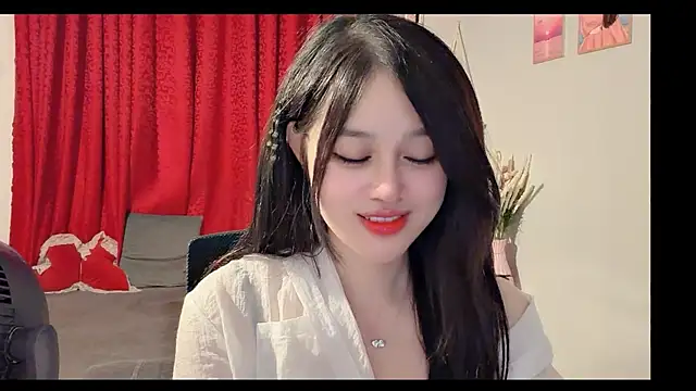 Bee-Cherry online show from July 4, 6:03 pm
