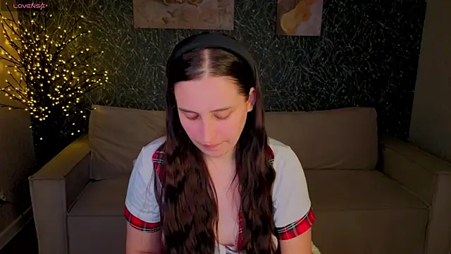 Elizabet Colllins online show from June 9, 12:55 am