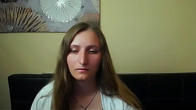 Snapshot of Jenny_smille_ chatting on June 24, 6:01 am Jenny smille online show from June 24, 6:01 am