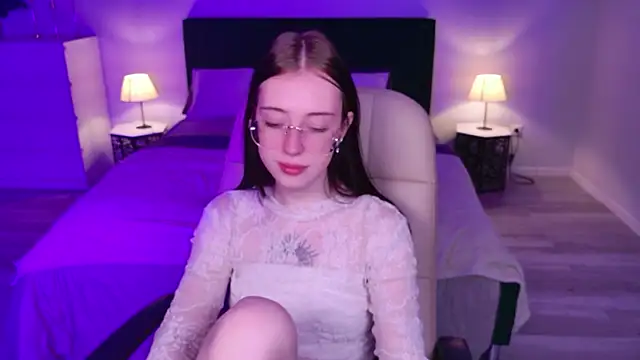 AlexisBliss online show from June 13, 5:22 pm