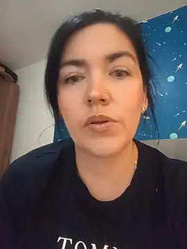 Snapshot of dhanya_moon chatting on May 24, 7:19 pm dhanya moon online show from May 24, 7:19 pm