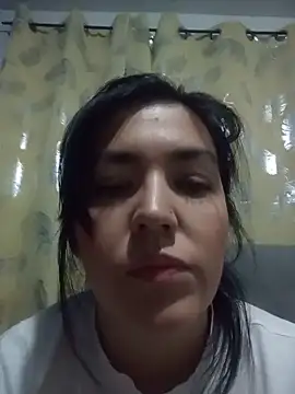 Snapshot of dhanya_moon chatting on June 16, 2:25 am dhanya moon online show from June 16, 2:25 am