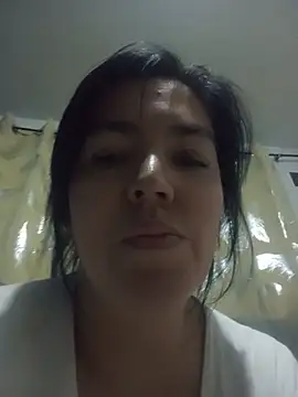 Snapshot of dhanya_moon chatting on June 21, 1:19 am dhanya moon online show from June 21, 1:19 am