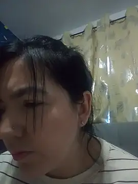 Snapshot of dhanya_moon chatting on July 3, 11:11 pm dhanya moon online show from July 3, 11:11 pm