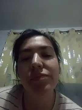 Snapshot of dhanya_moon chatting on July 5, 4:19 am dhanya moon online show from July 5, 4:19 am