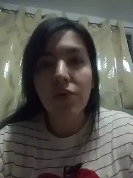 Snapshot of dhanya_moon chatting on July 14, 2:05 am dhanya moon online show from July 14, 2:05 am