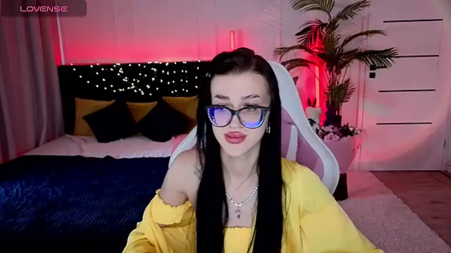Ariella Me online show from July 3, 6:09 am