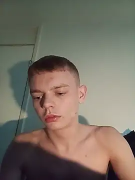 ricowillmakeuwet online show from May 20, 4:51 am