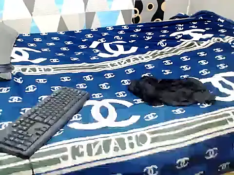 Trish CurveCock online show from June 4, 3:23 am