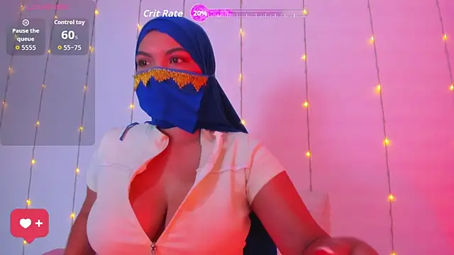 Snapshot of Amira_002 chatting on May 26, 7:32 pm Amira 002 online show from May 26, 7:32 pm