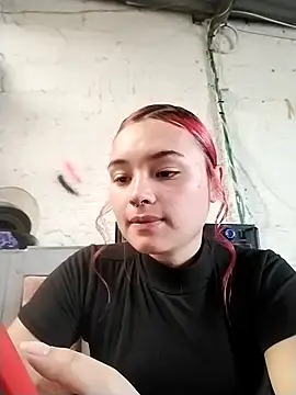 Arianna 01 online show from May 20, 3:29 pm