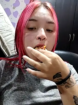 Arianna 01 online show from May 26, 4:25 pm