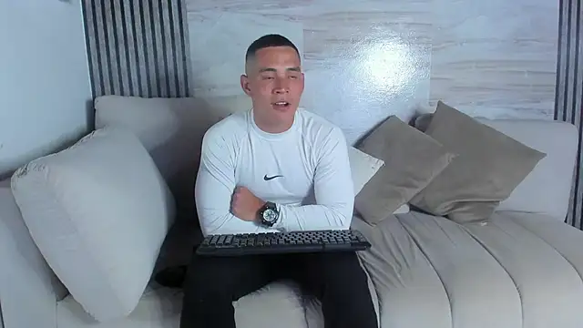 dylan viper online show from May 23, 3:01 am