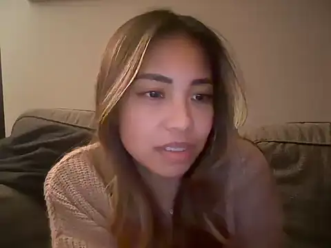 Snapshot of asianbbgirl chatting on May 19, 10:16 pm asianbbgirl online show from May 19, 10:16 pm