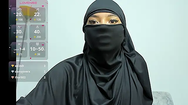 Snapshot of Samira_1 chatting on May 27, 1:57 am Samira 1 online show from May 27, 1:57 am
