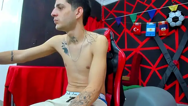 boy max latin online show from June 28, 5:46 am