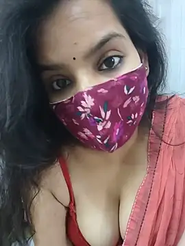Snapshot of shalini_gupta05 chatting on July 2, 3:45 am shalini gupta05 online show from July 2, 3:45 am