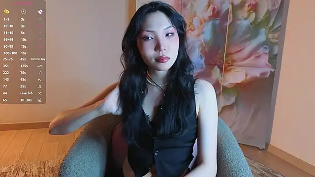 KristanTienken online show from June 26, 2:05 am
